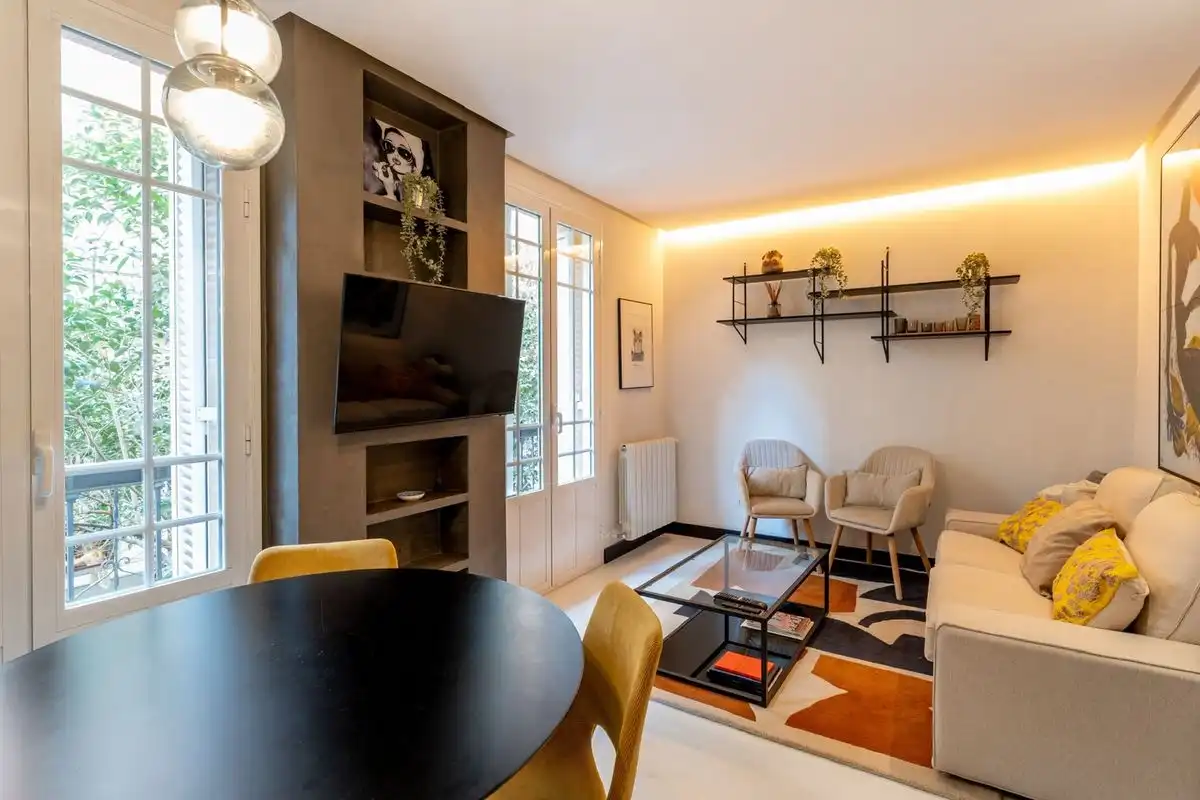 Wohnzimmer von Wohnung zum Verkauf in Madrid mit Klimaanlage, Heizung und Möbliert