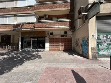 Locale commerciale in vendita a Latorre