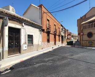 Vista exterior de Casa adosada en venda en Valdepeñas