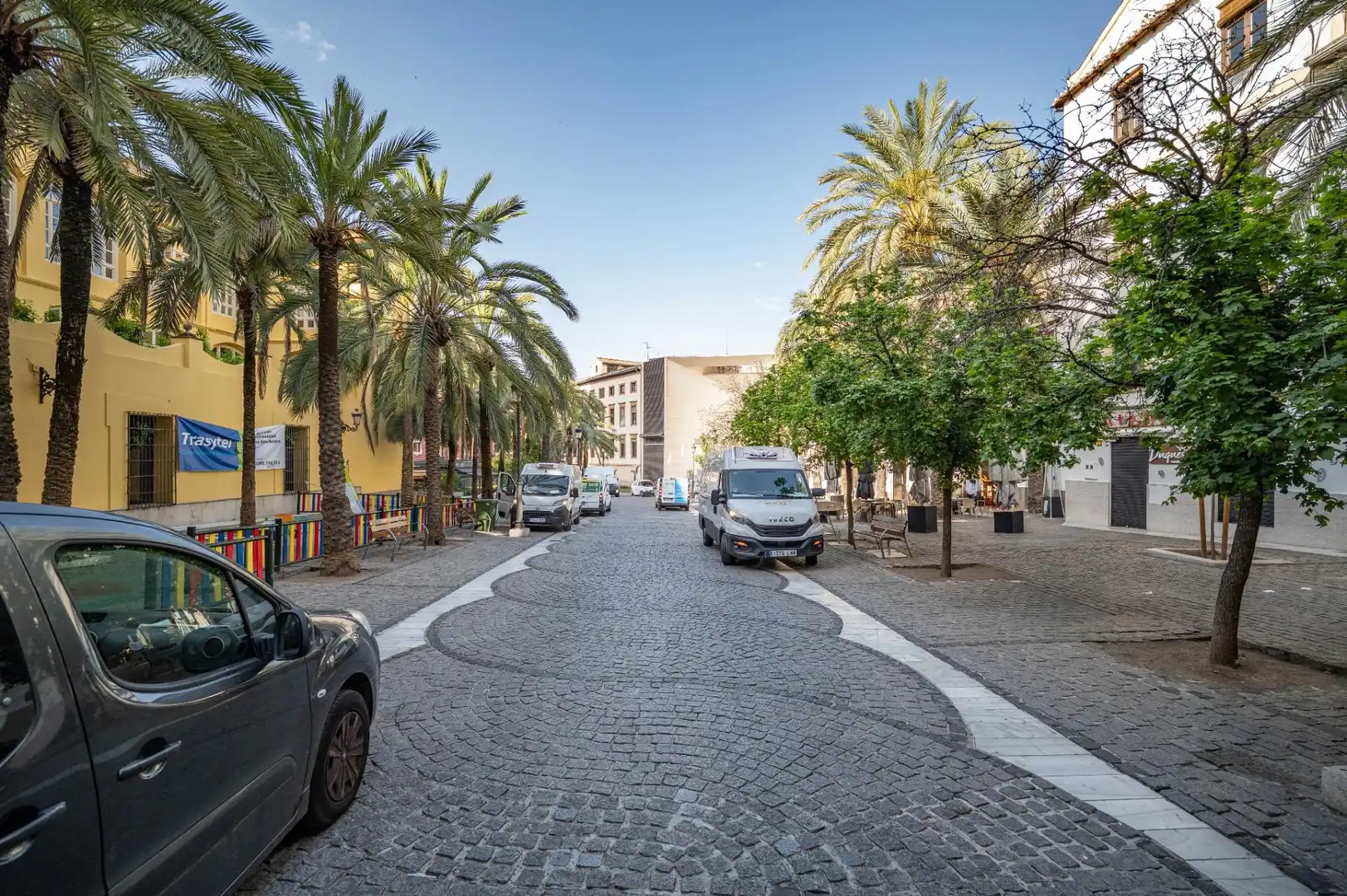 Außenansicht von Wohnungen zum Verkauf in Granada mit Klimaanlage, Heizung und Terrasse
