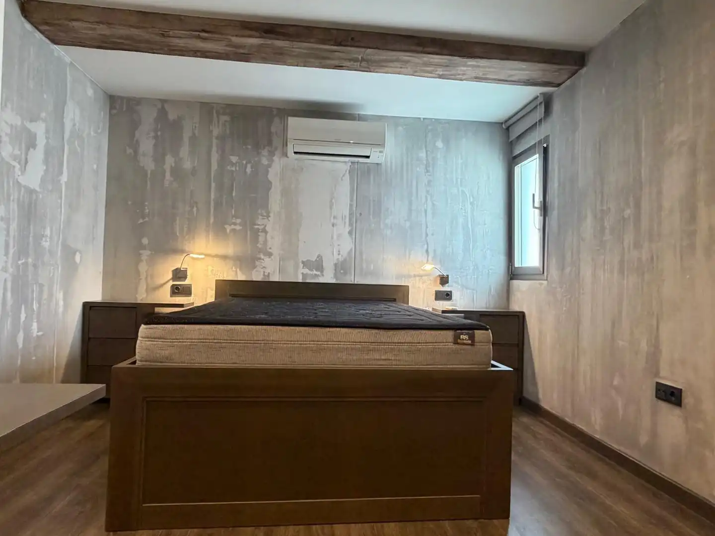 Habitación de Ático en venta en Elche / Elx con Aire acondicionado, Terraza y Amueblado