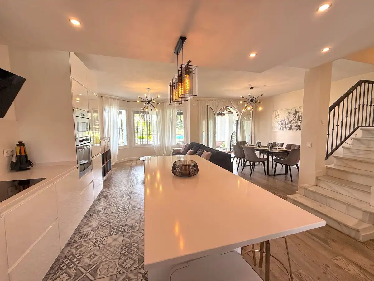 Dining room of Detached homes for rent in Marbella  with Air Conditioner, Heating and Private garden