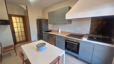 Foto 4 de Casa adosada en venta en Sant Esteve Sesrovires, Barcelona