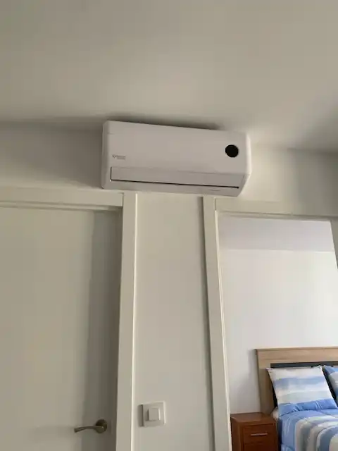 Bedroom of Flat for rent in Ferrol  with Air Conditioner, Heating and Furnished
