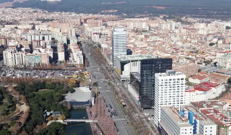 Vista exterior de Piso en venta en Sabadell con Aire acondicionado, Calefacción y Jardín privado