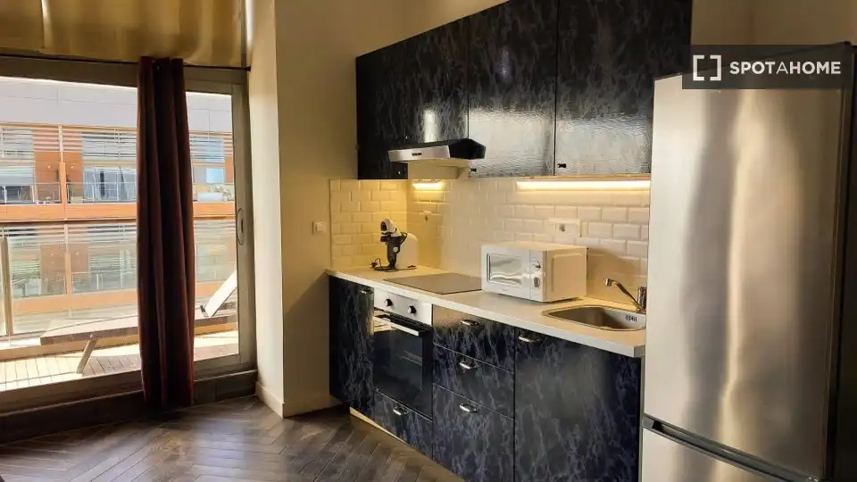 Kitchen of Flat for rent in Xirivella  with Air Conditioner, Heating and Furnished