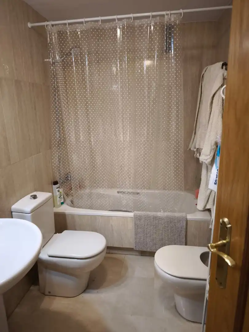 Baño de Piso en venta en Melilla con Aire acondicionado, Amueblado y Balcón