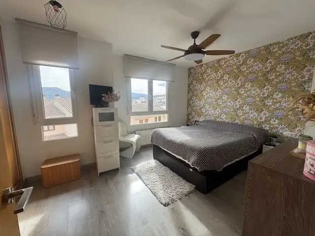 Dormitori de Casa adosada en venda en Alcoy / Alcoi amb Calefacció, Terrassa i Traster