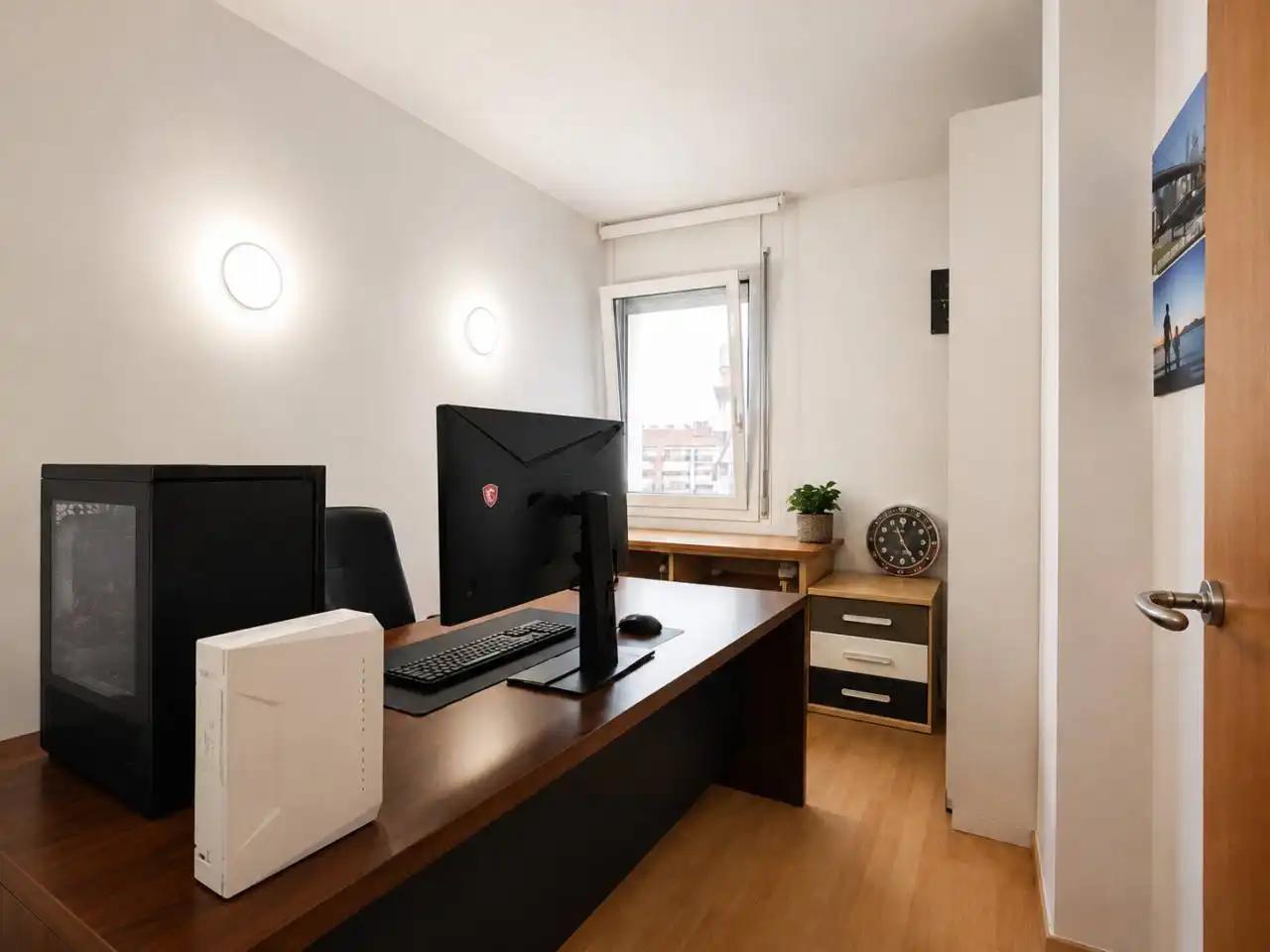 Flat for rent in Manresa  with Air Conditioner, Heating and Parquet flooring