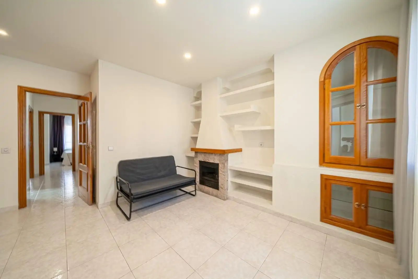 Sala d'estar de Apartament de lloguer en Alicante / Alacant amb Aire condicionat, Calefacció i Moblat
