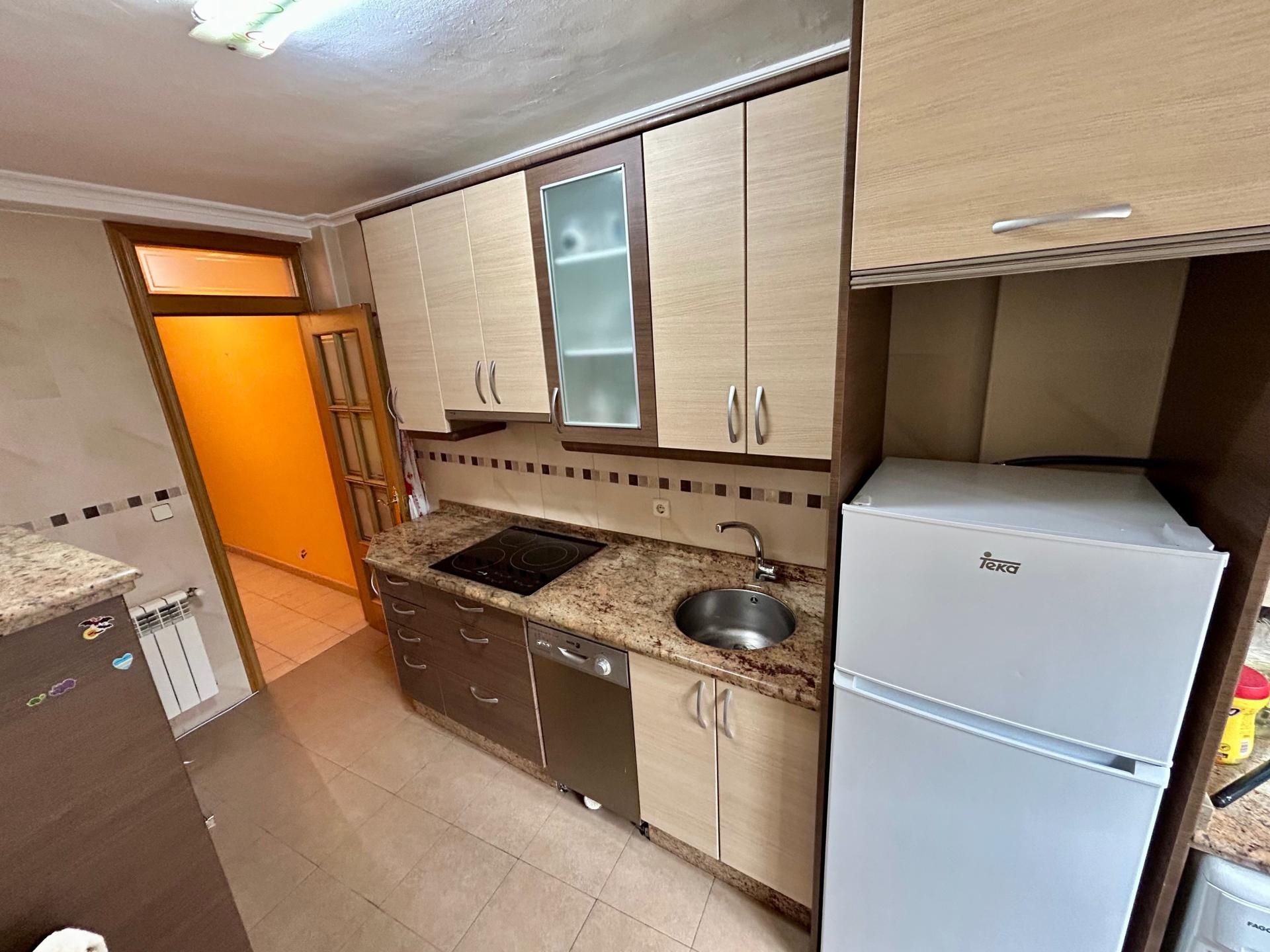 Kitchen of Flat for sale in Valencia de Don Juan  with Heating and Terrace