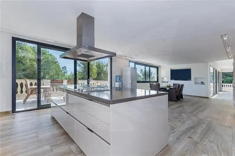 Küche von Haus oder Chalet zur Miete in  Palma de Mallorca mit Klimaanlage, Heizung und Privatgarten