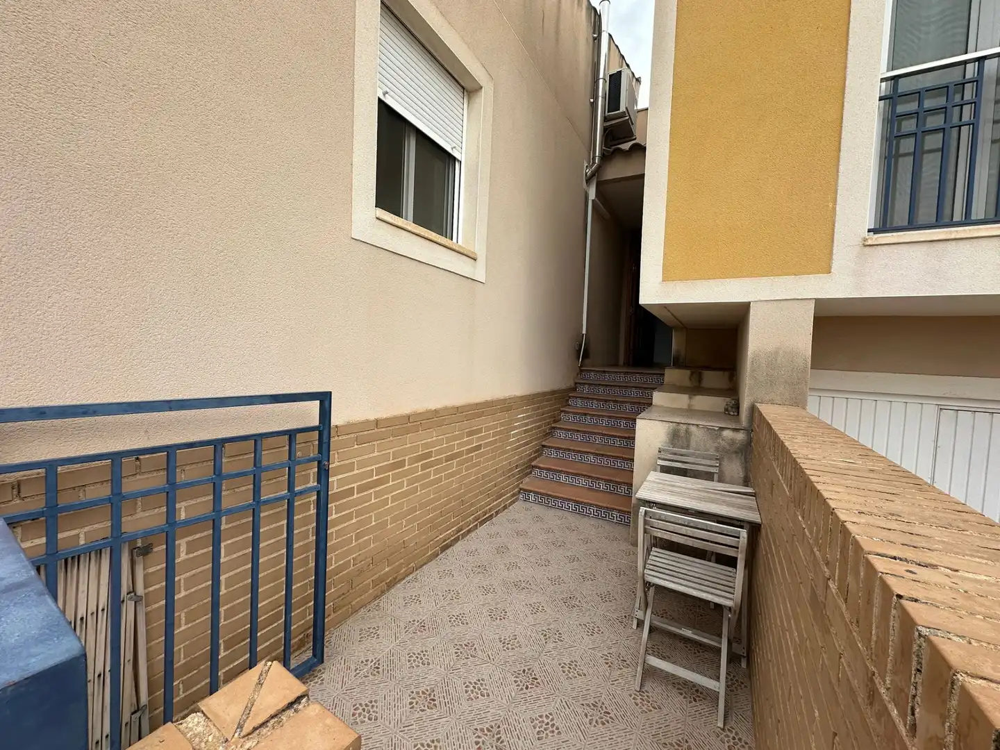 Außenansicht von Haus oder Chalet zum Verkauf in Daya Nueva mit Klimaanlage