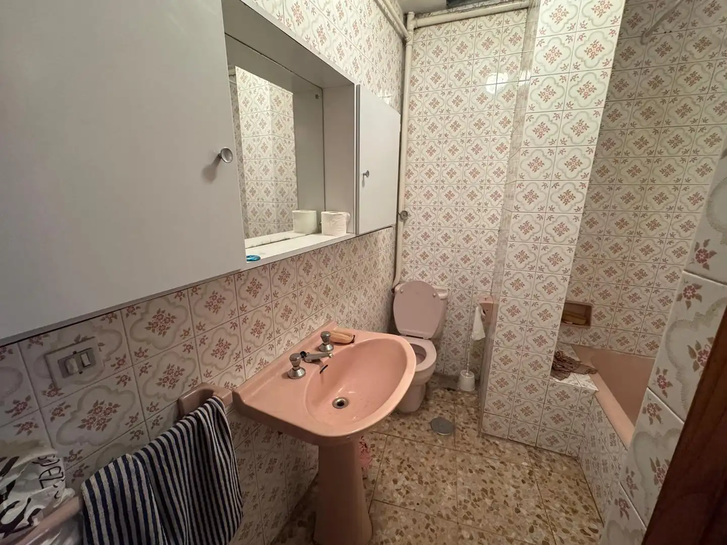 Bathroom of Buildings for sale in Ponferrada