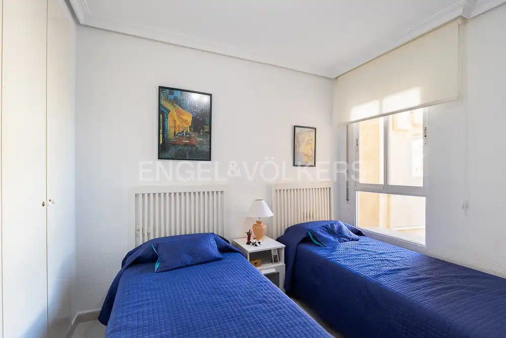 Schlafzimmer von Wohnung zum Verkauf in Valencia mit Heizung, Privatgarten und Terrasse