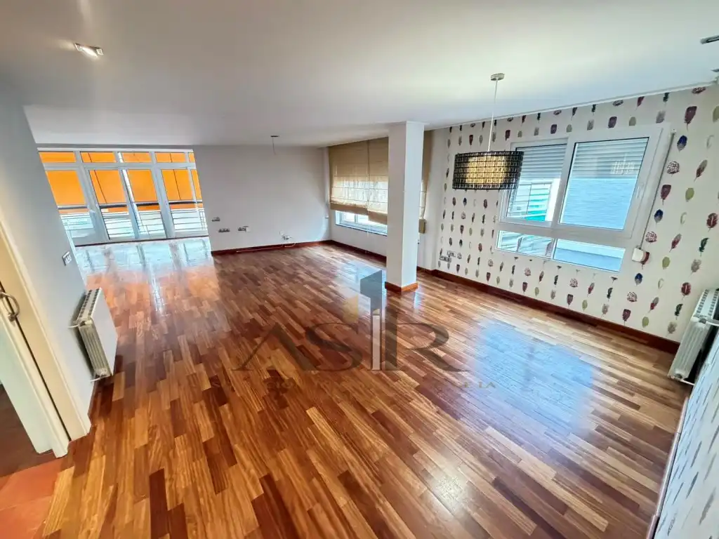Piso con terraza en venta en Avinguda Sants Patrons, imagen 2