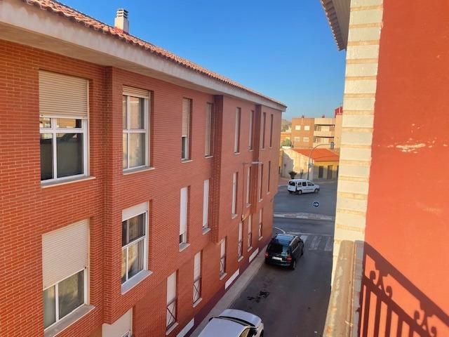 Vista exterior de Pis en venda en La Unión amb Terrassa i Balcó