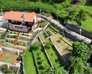 Jardí de Casa o xalet en venda en Ribadesella amb Calefacció, Jardí privat i Terrassa