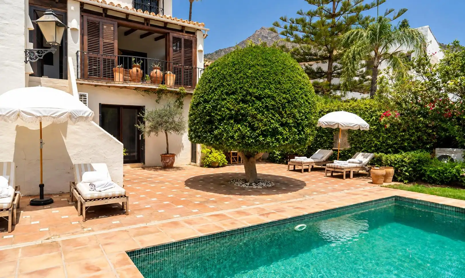 Xalet amb terrassa en venda a Urbanizacion Urbanización Marbella Hill Club, imagen 3