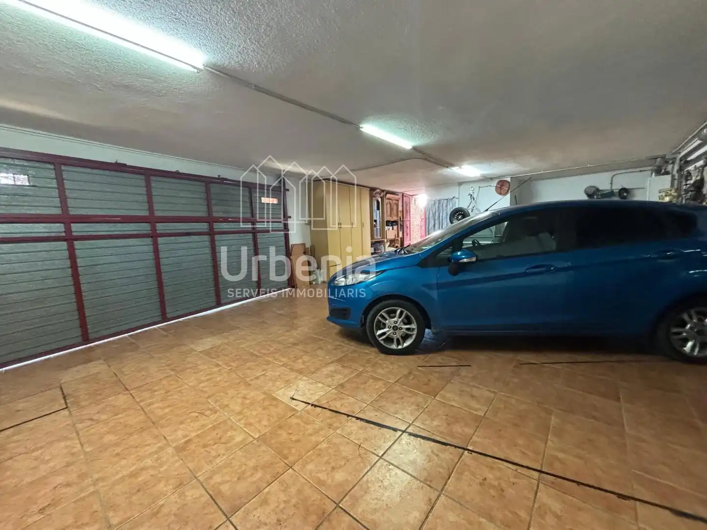 Aparcament de Casa o xalet en venda en Calella amb Calefacció i Piscina