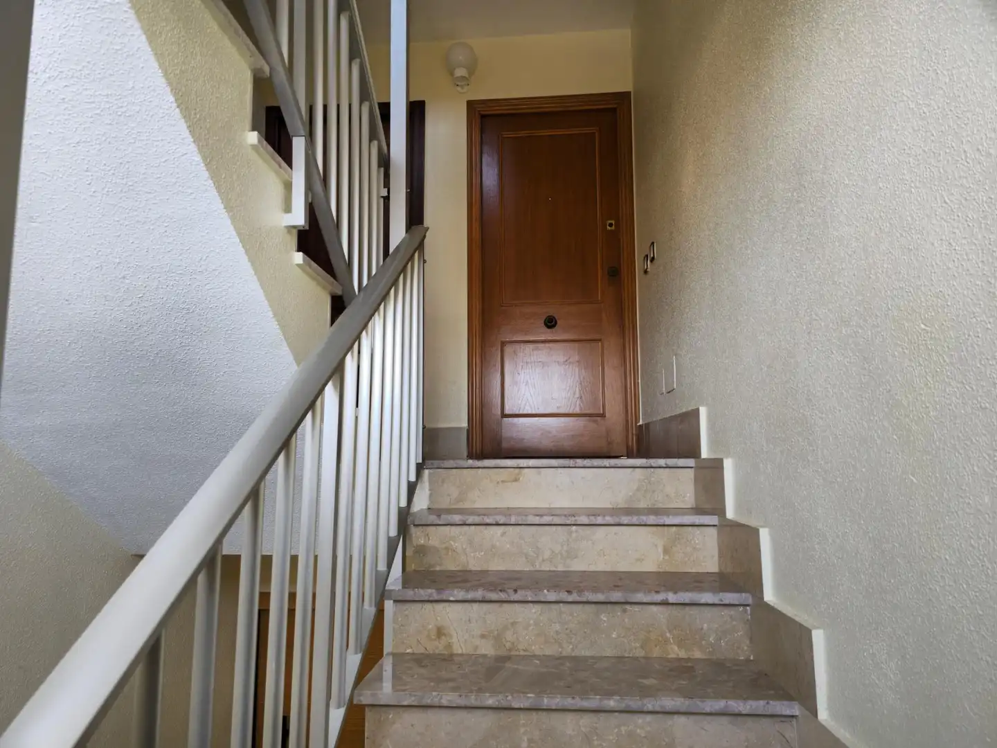 Wohnung zum Verkauf in La Manga del Mar Menor mit Terrasse und Möbliert