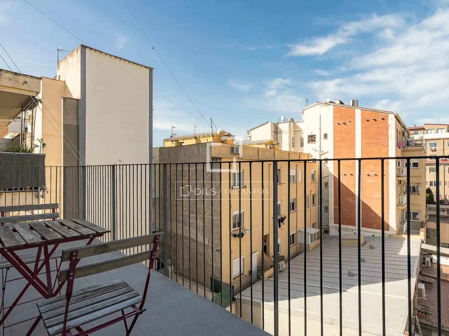 Außenansicht von Dachboden zum Verkauf in Barcelona mit Klimaanlage, Heizung und Schwimmbad