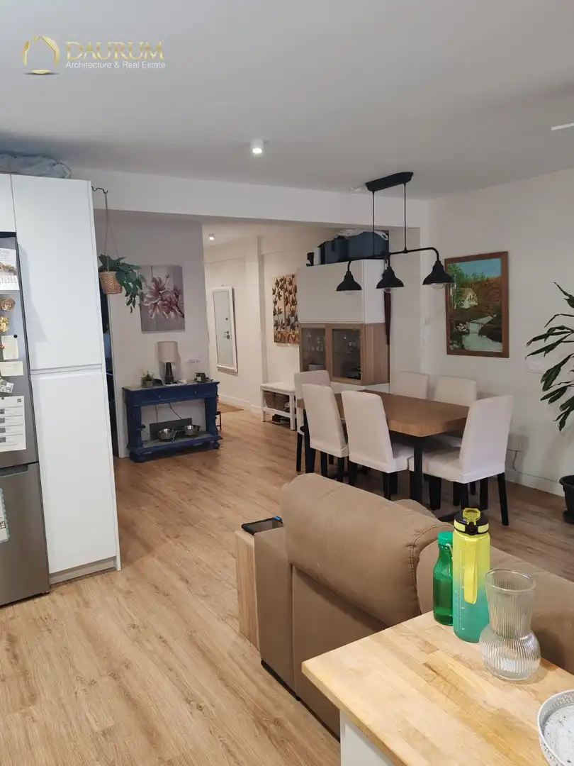 Dining room of Flat for sale in Madrid  with Air Conditioner and Heating