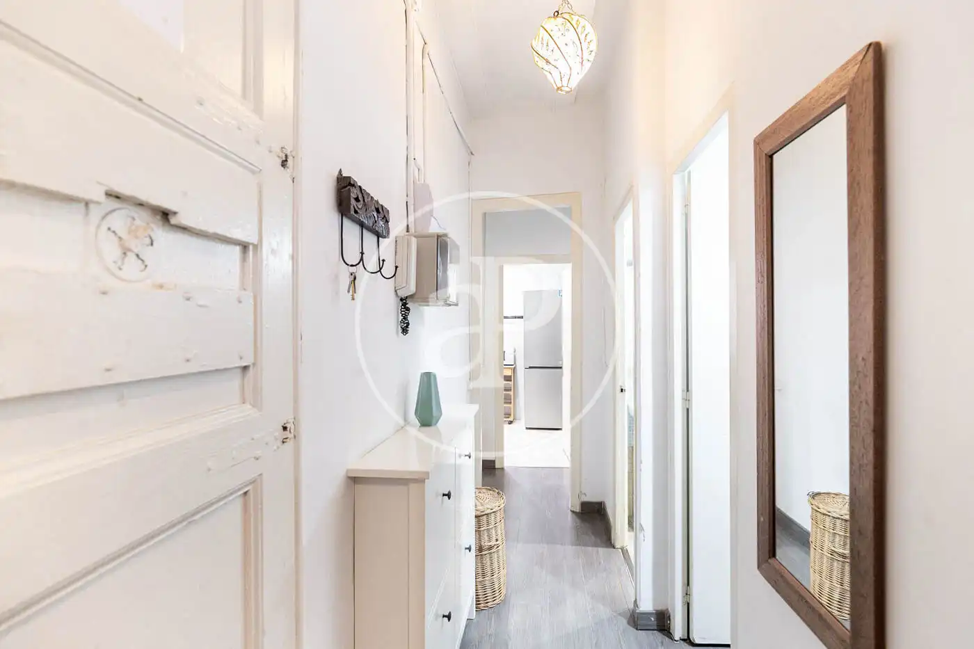 Wohnung zum Verkauf in Barcelona mit Klimaanlage, Heizung und Möbliert