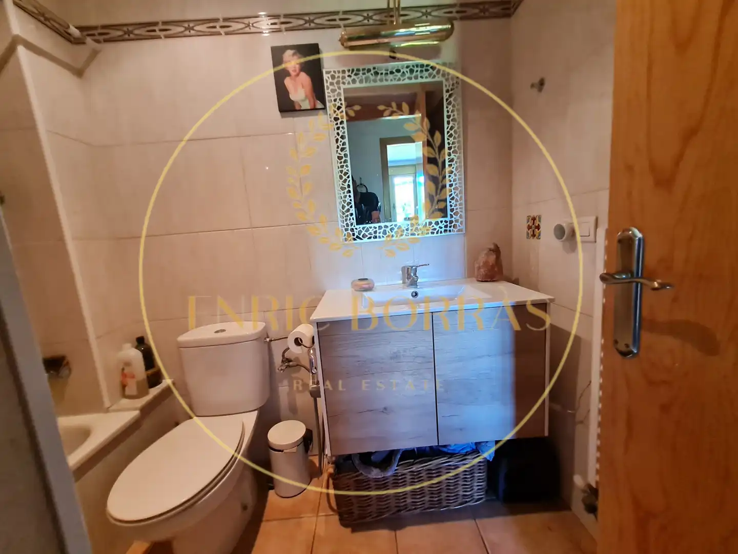 Baño de Dúplex en venta en Berga con Calefacción, Terraza y Trastero