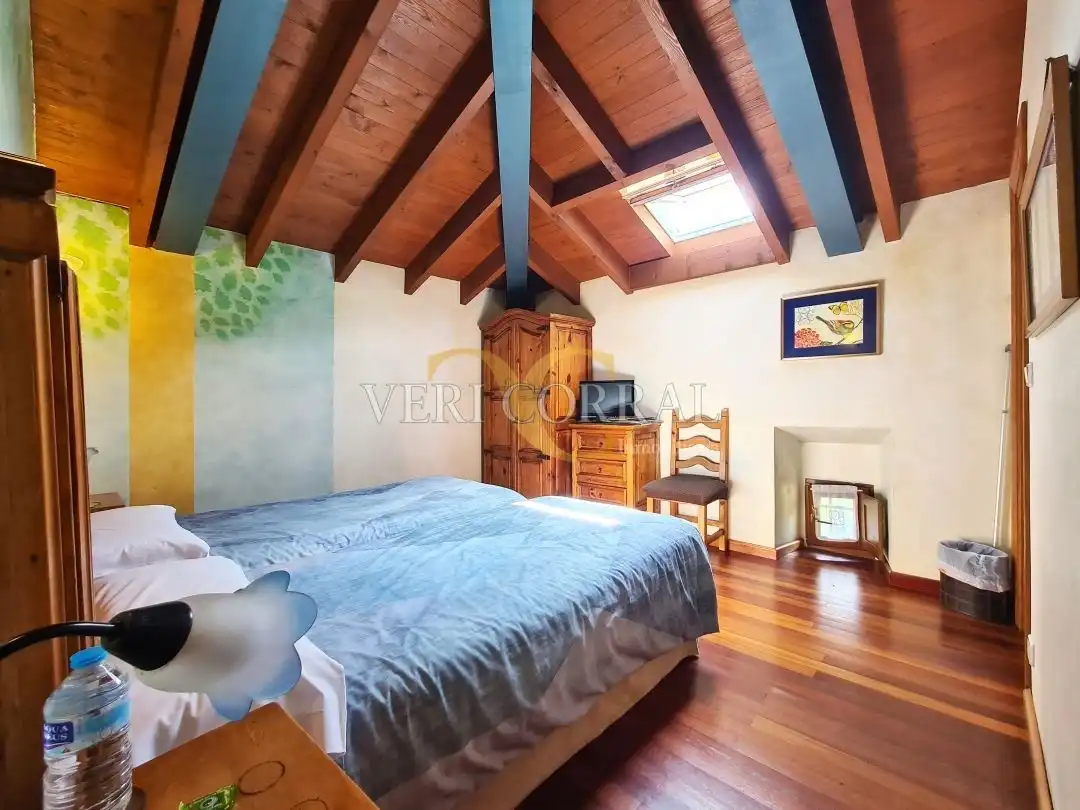 Bedroom of Buildings for sale in Cangas de Onís