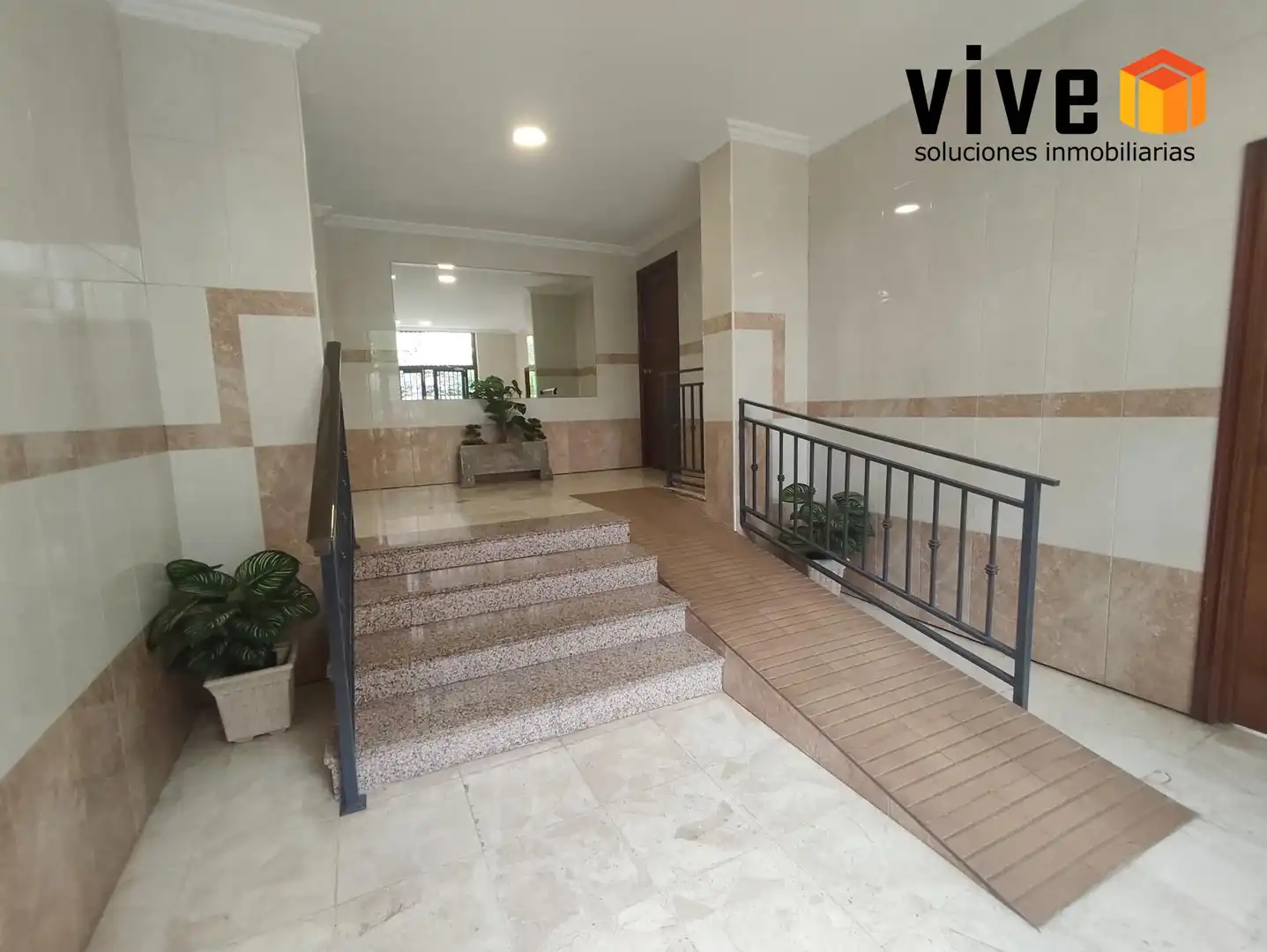 Piso en venta en Sevilla con Aire acondicionado, Terraza y Trastero