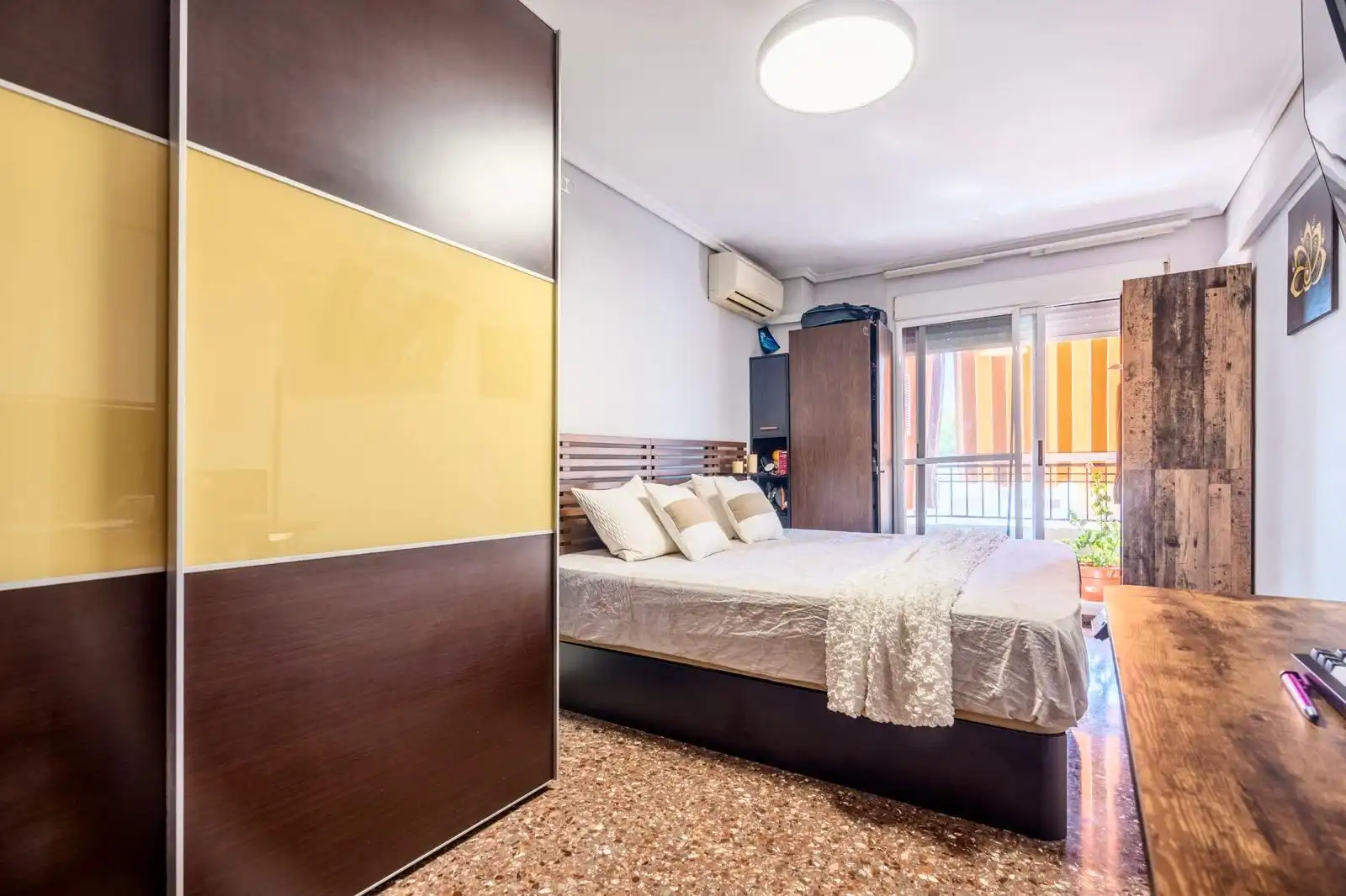 Habitación de Piso en venta en La Pobla de Farnals con Aire acondicionado, Horno y Balcón