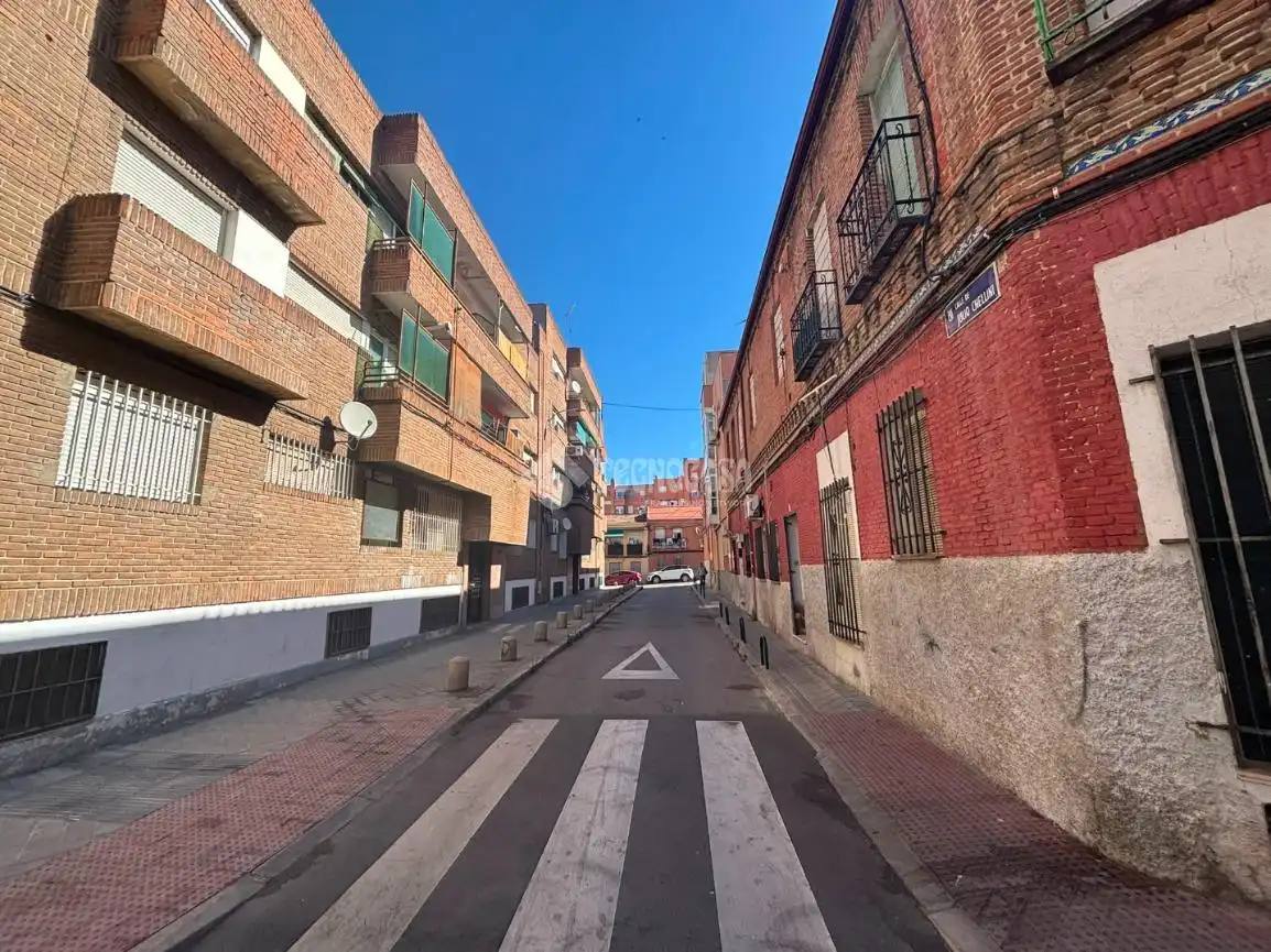 Vista exterior de Pis en venda en Madrid amb Aire condicionat, Parquet i Moblat