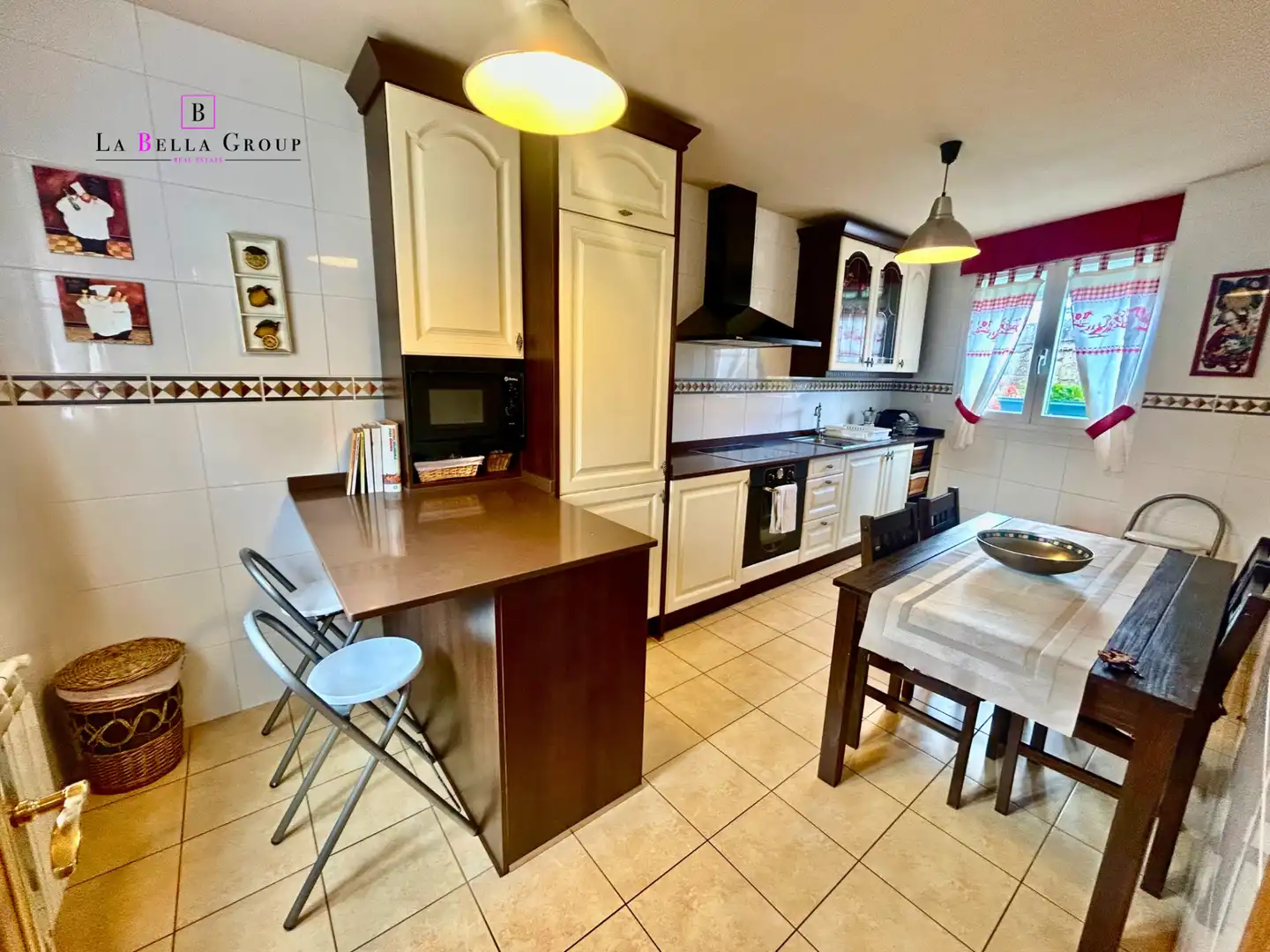 Cocina de Casa o chalet en venta en Oña con Calefacción, Jardín privado y Amueblado