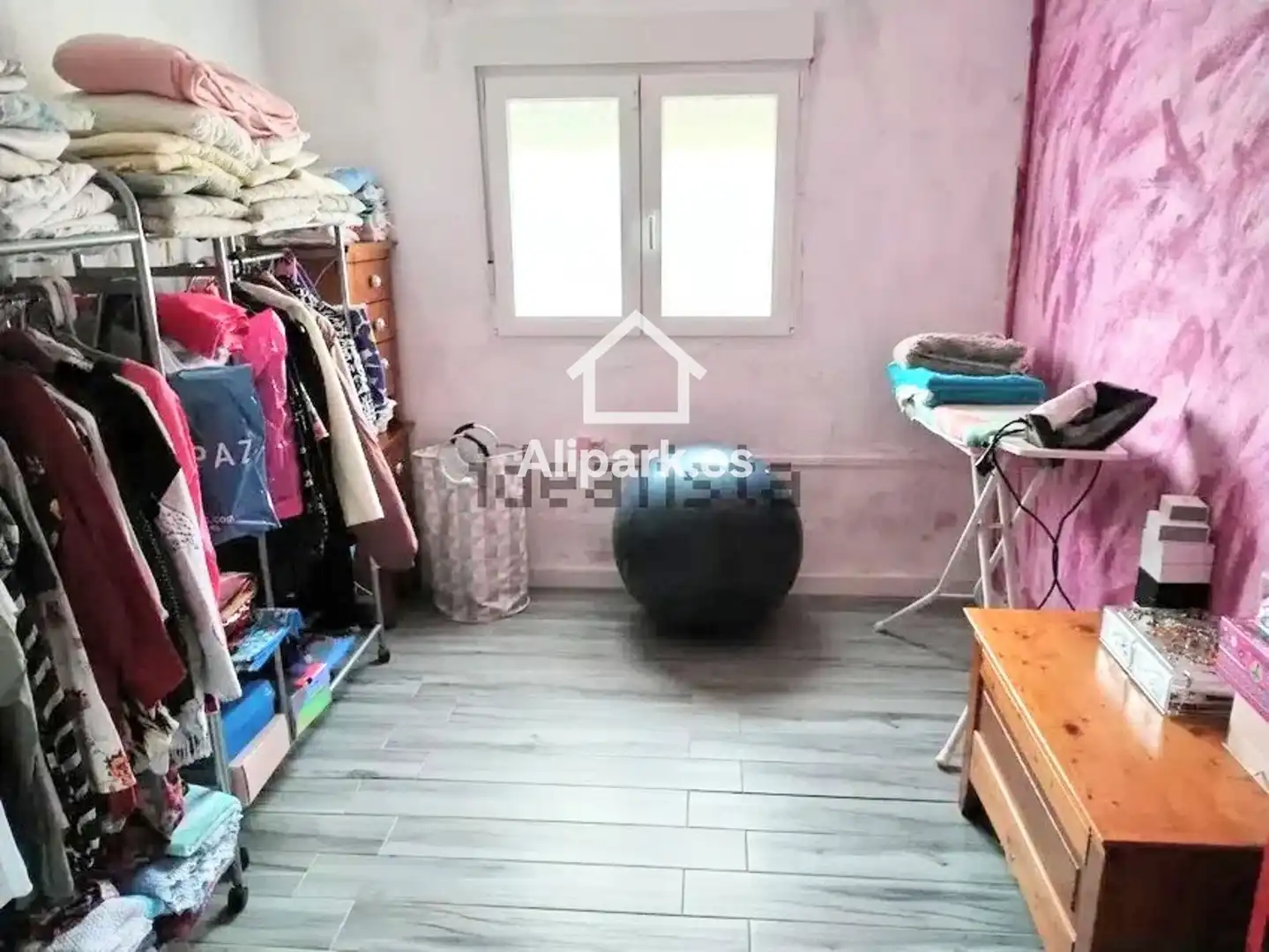 Casa o chalet en venta en Alicante / Alacant con Trastero, Piscina y Amueblado