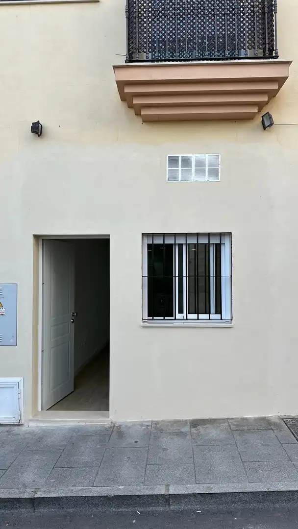 Vista exterior de Local en venda en Cártama