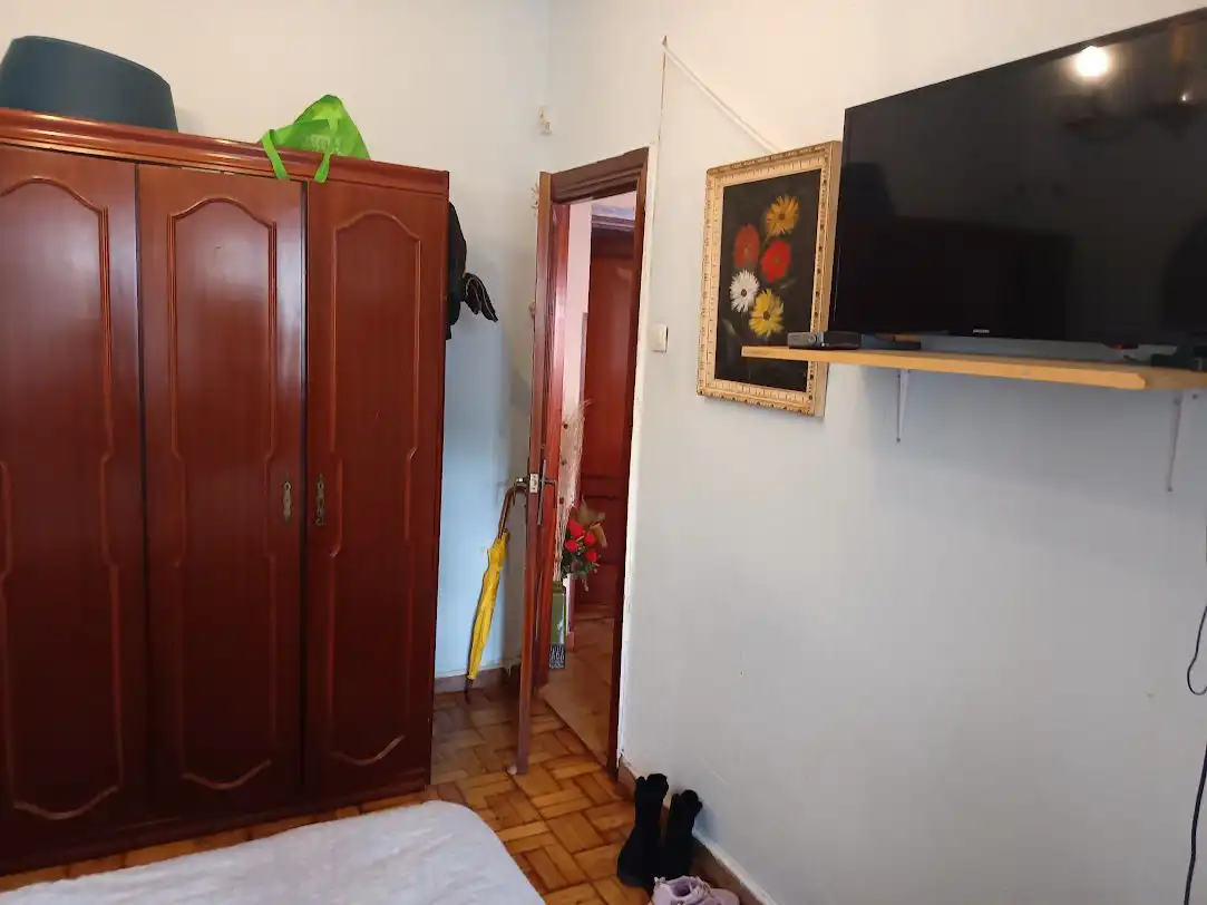Dormitori de Pis en venda en Gijón  amb Calefacció, Terrassa i Traster