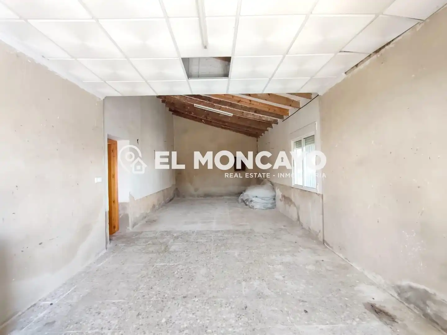 Sala d'estar de Casa o xalet en venda en Elche / Elx amb Aire condicionat, Calefacció i Jardí privat