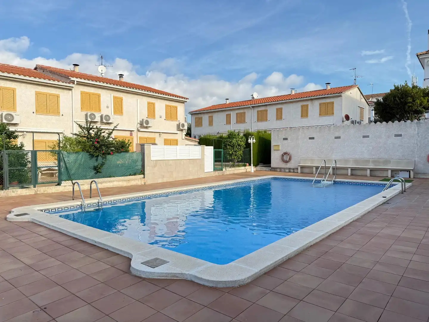 Swimming pool of Detached homes for sale in Coma-ruga platja
