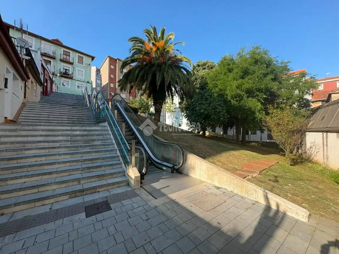 Casa con jardín en venta en C. León Felipe, imagen 22