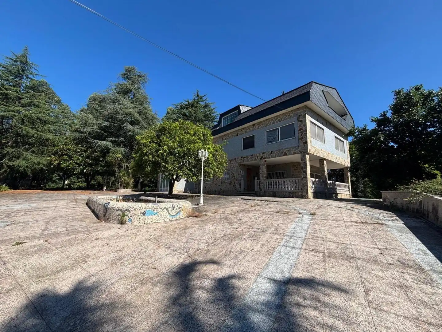 Casa amb terrassa en venda a Tomiño
