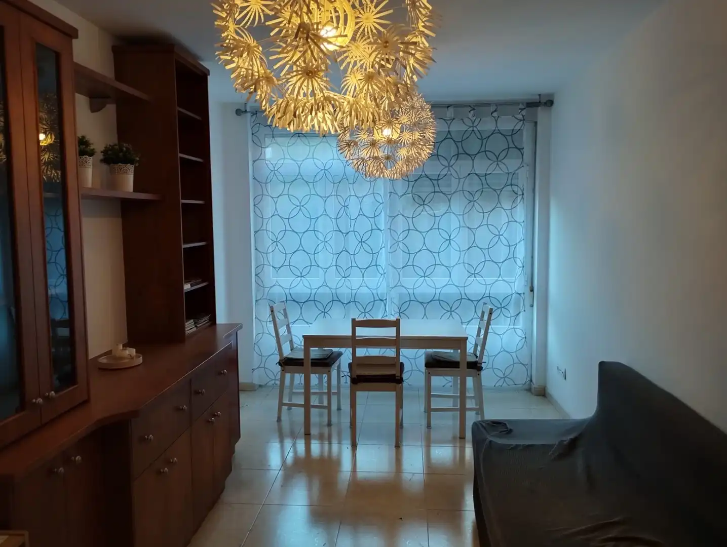 Esszimmer von Wohnung zur Miete in Val do Dubra mit Heizung, Möbliert und Ofen