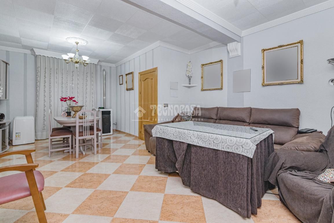 Living room of Single-family semi-detached for sale in Deifontes  with Storage room