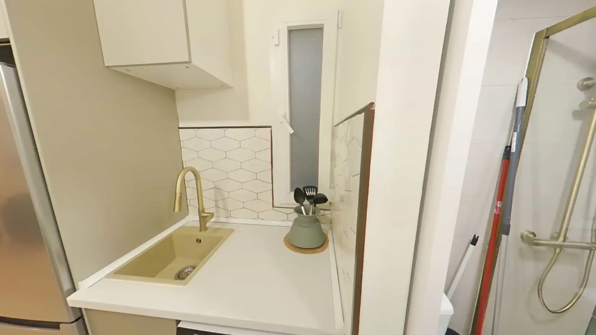 Flat with lift to rent in Calle de los Artistas, imagen 6