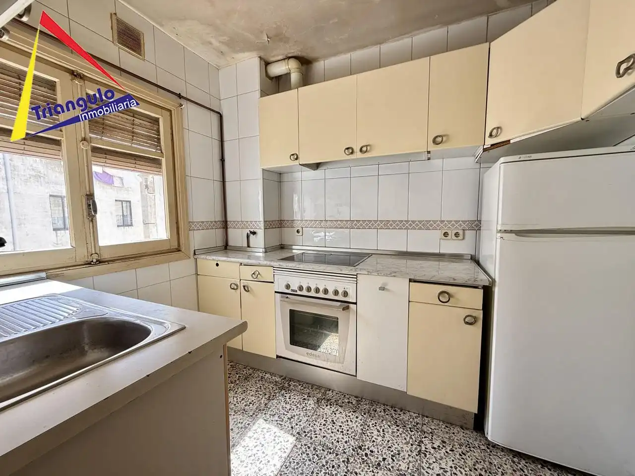 Cuina de Pis en venda en Segovia amb Calefacció i Terrassa