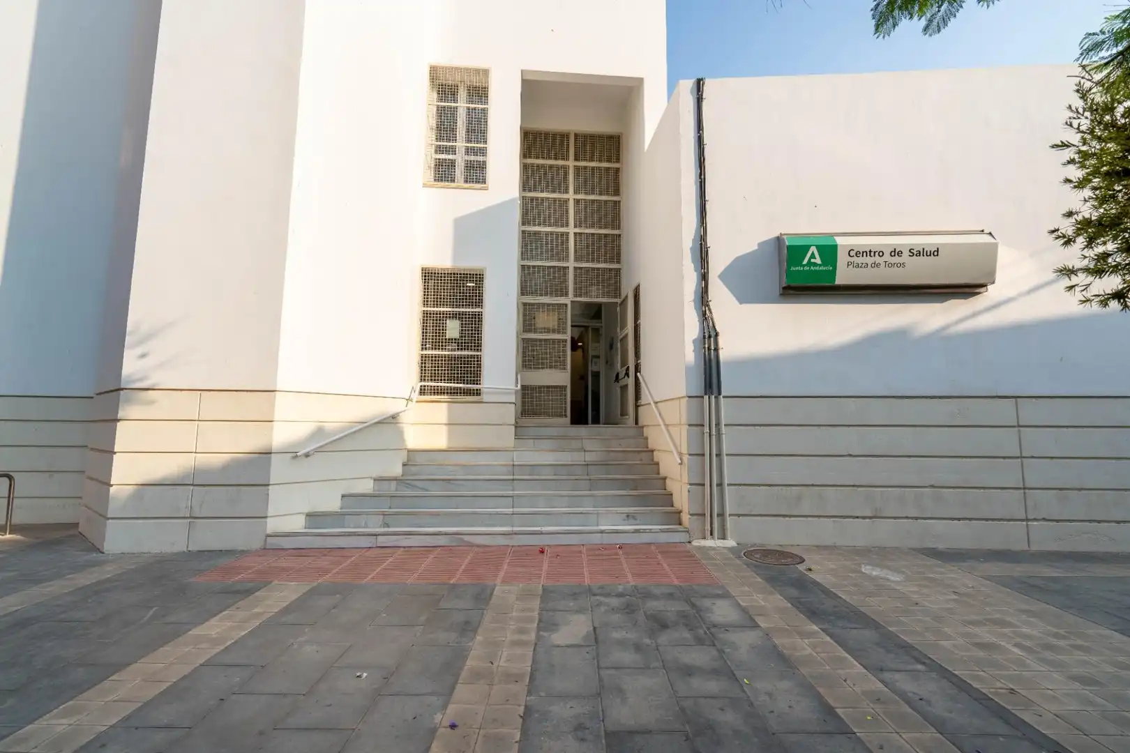Vista exterior de Residencial en venta en Almería