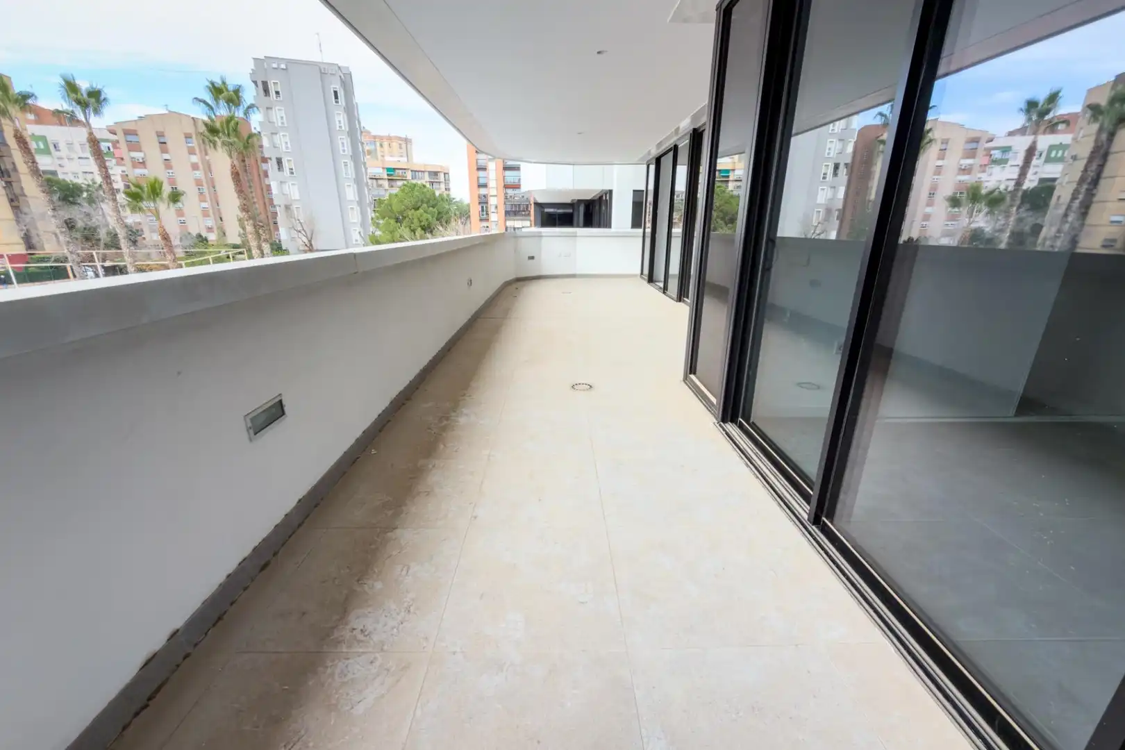 Piso con terraza en venta en RONDA LEVANTE, imagen 3