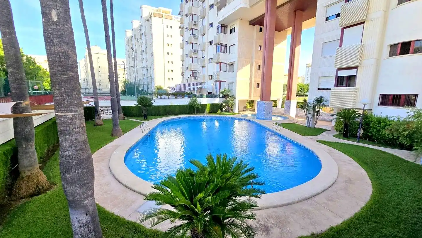 Schwimmbecken von Wohnung zum Verkauf in Gandia mit Klimaanlage, Terrasse und Möbliert