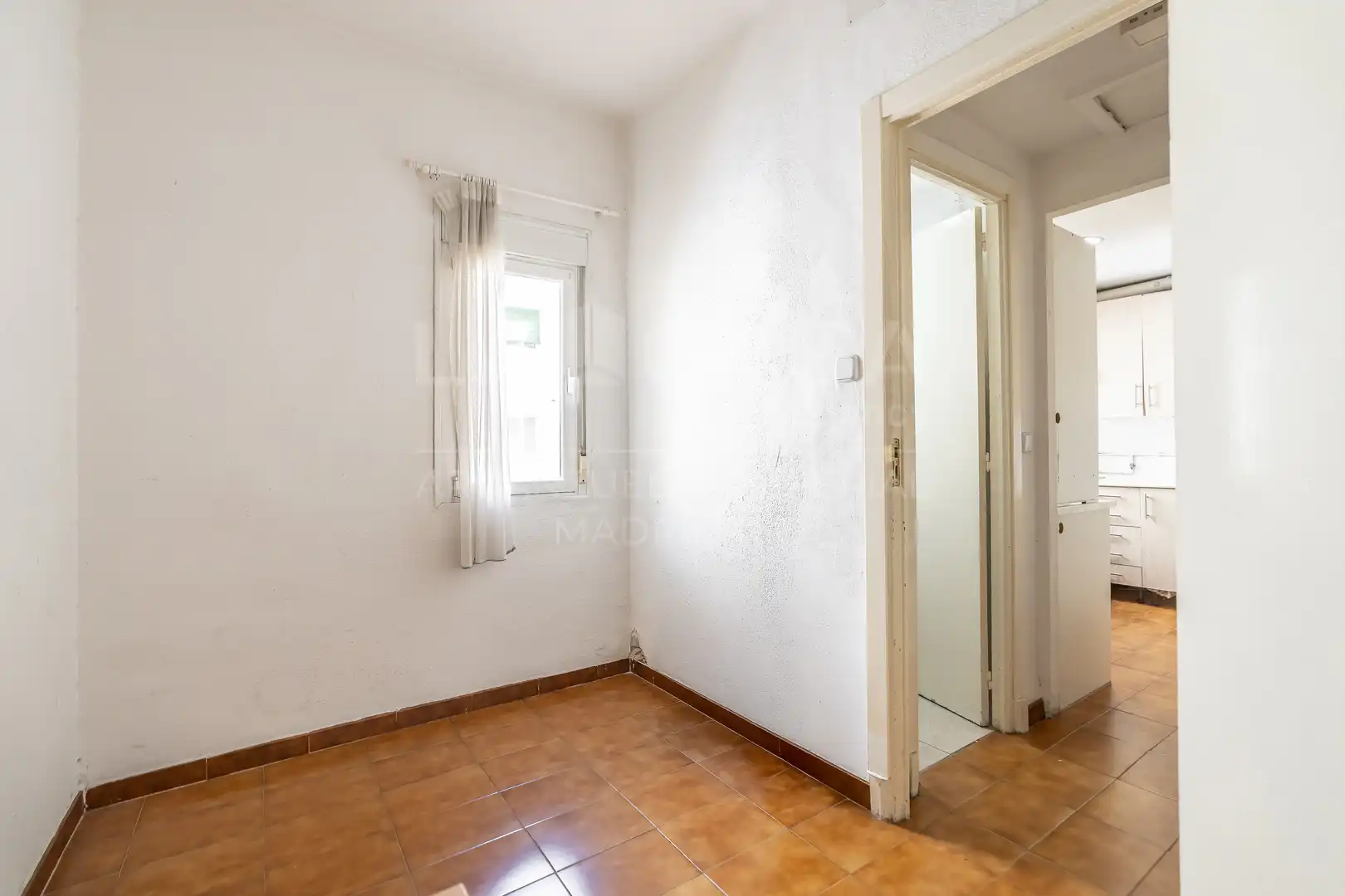 Bedroom of Flat for sale in Madrid  with Heating, Terrace and Storage room