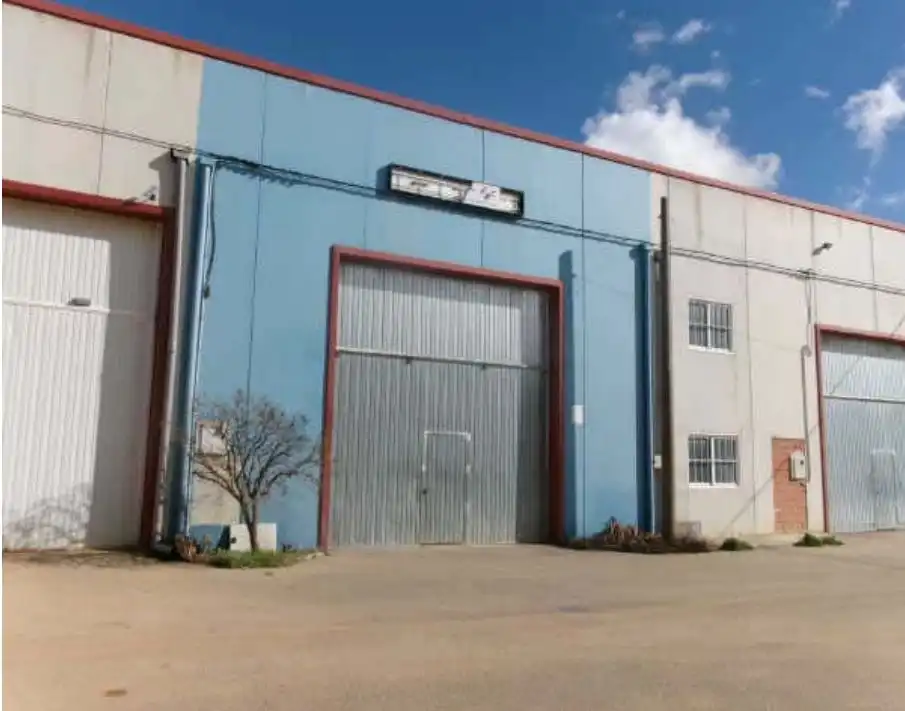 Local comercial en venda a Iniesta